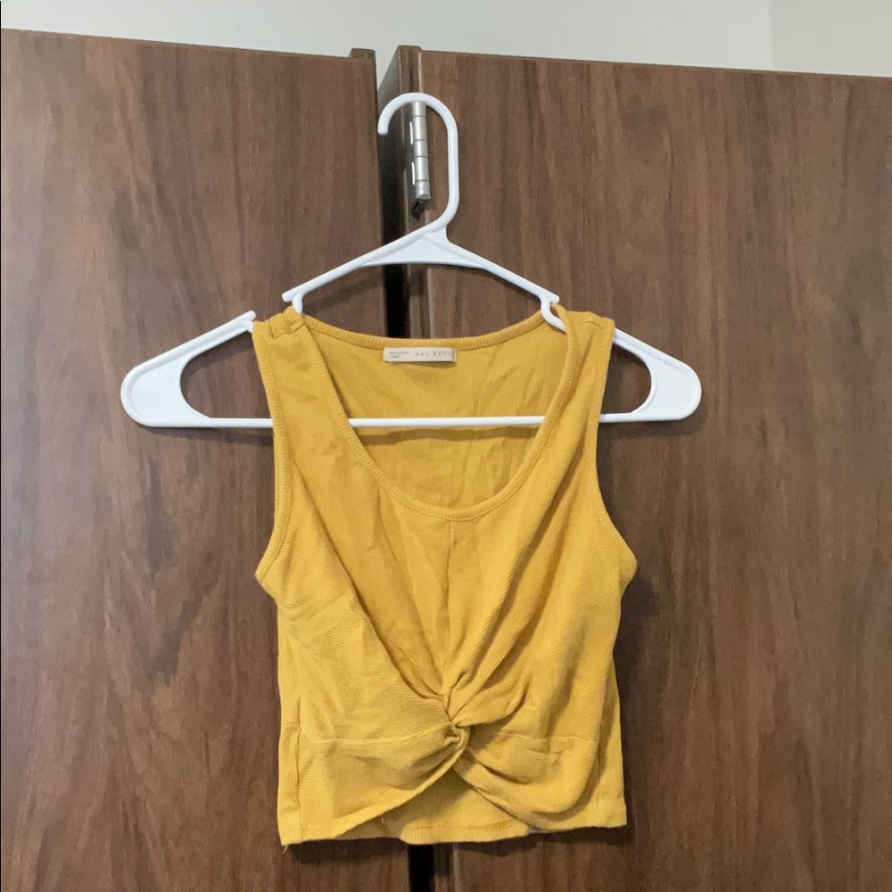 cropped tank top